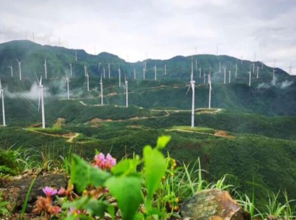 我国南方最大高山风电场群投运