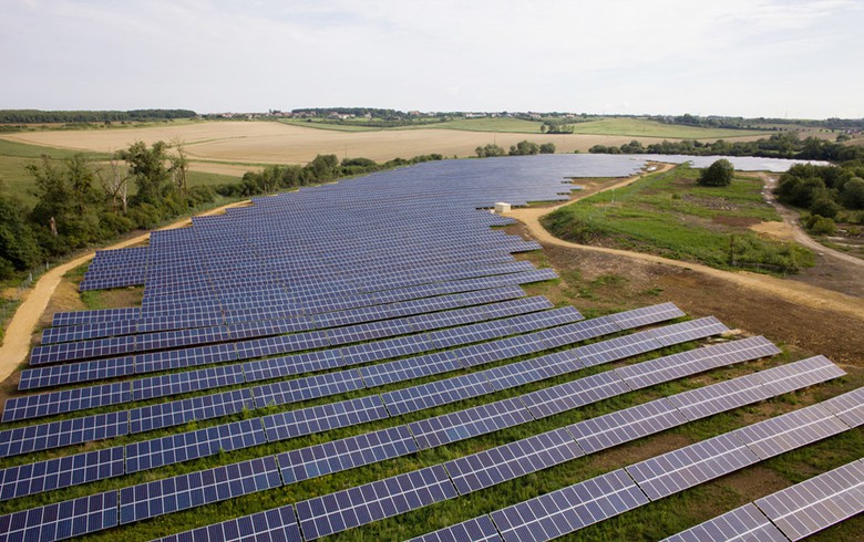 法国并网太阳能光伏装机容量突破10GW