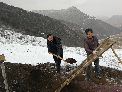 老百姓不脱贫，我绝不撤退——记国网甘肃省电力公司驻村前线指挥部负责人赵宣安