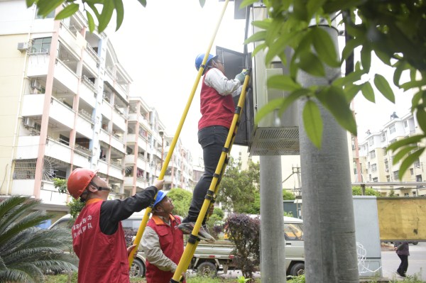 国网抚州市南丰县供电公司：降损增效 攻坚克难 假日不停歇