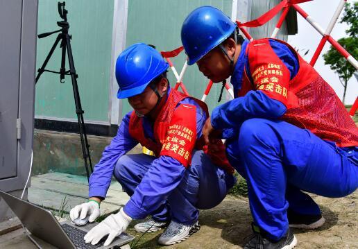 成都大运会闭幕式场馆供电线路“自愈系统”上线