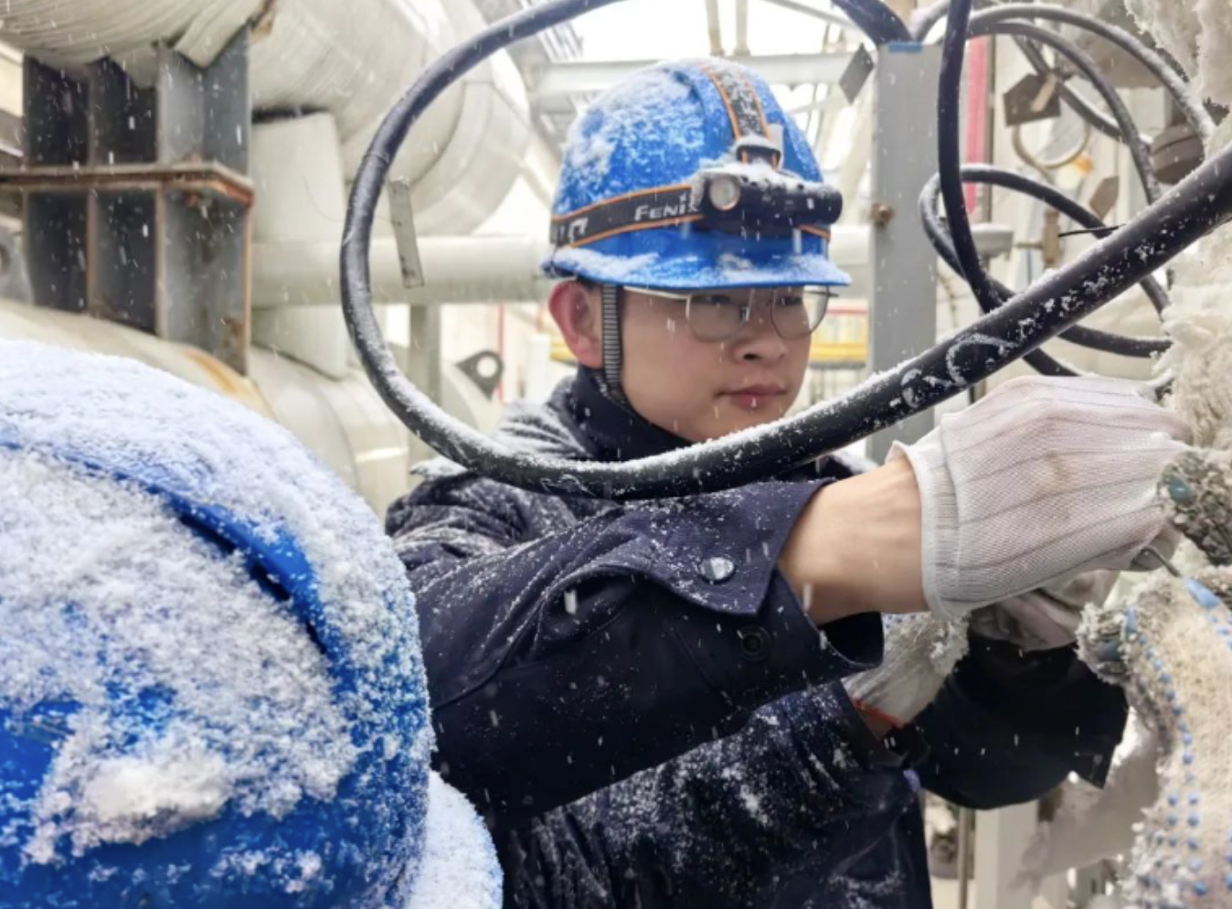 中国华电全力做好低温雨雪冰冻灾害防范应对工作