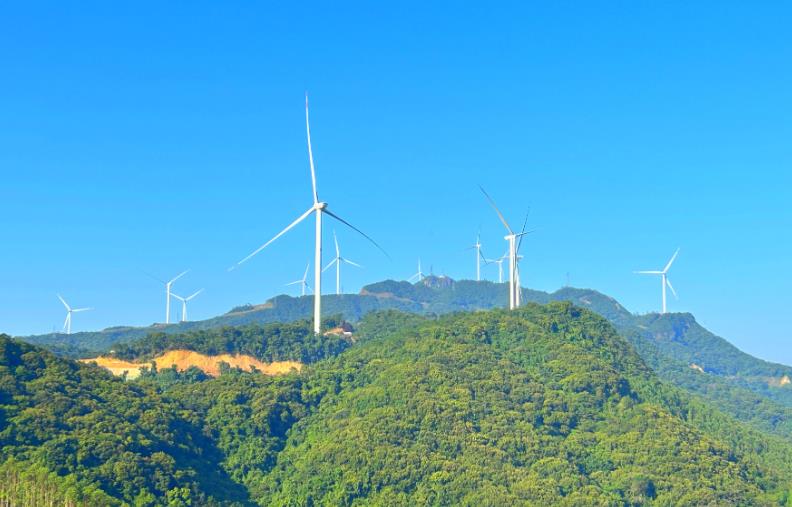 广西博白射广嶂风电项目三期工程并网发电