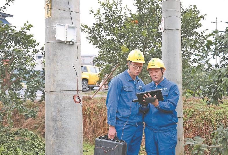 研制“万能钥匙”，台区漏电保护器调试不到5分钟