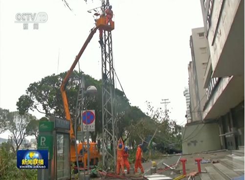 福建省委书记尤权高度肯定国家电网公司抗灾抢修工作